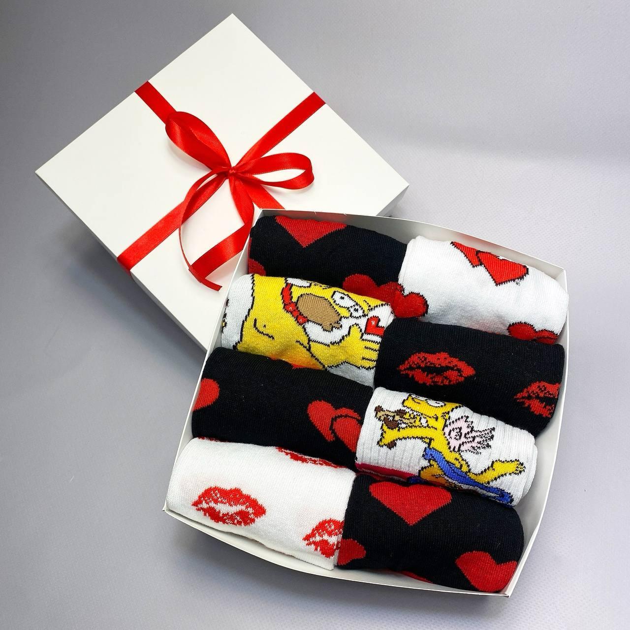 Подарунок парню на день народження бокс якісних стильних шкарпеток 8 пар у коробці 40-45р яскраві модні Br BAR, фото 1
