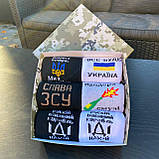Подарунковий набір патріотичних шкарпеток для чоловіків, шкарпетки з українською символікою ЗСУ в боксі 6 Br BAR, фото 2