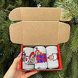 Подарунковий набір чоловічих Новорічних червоних шкарпеток 40-45 на 3 пари в коробці Br BAR, фото 6