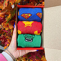 Маленький бокс шкарпеток чоловічих високих кольорових демісезонних із барвистими героями Marvel 40-45 3 шт у подарунок Br BAR