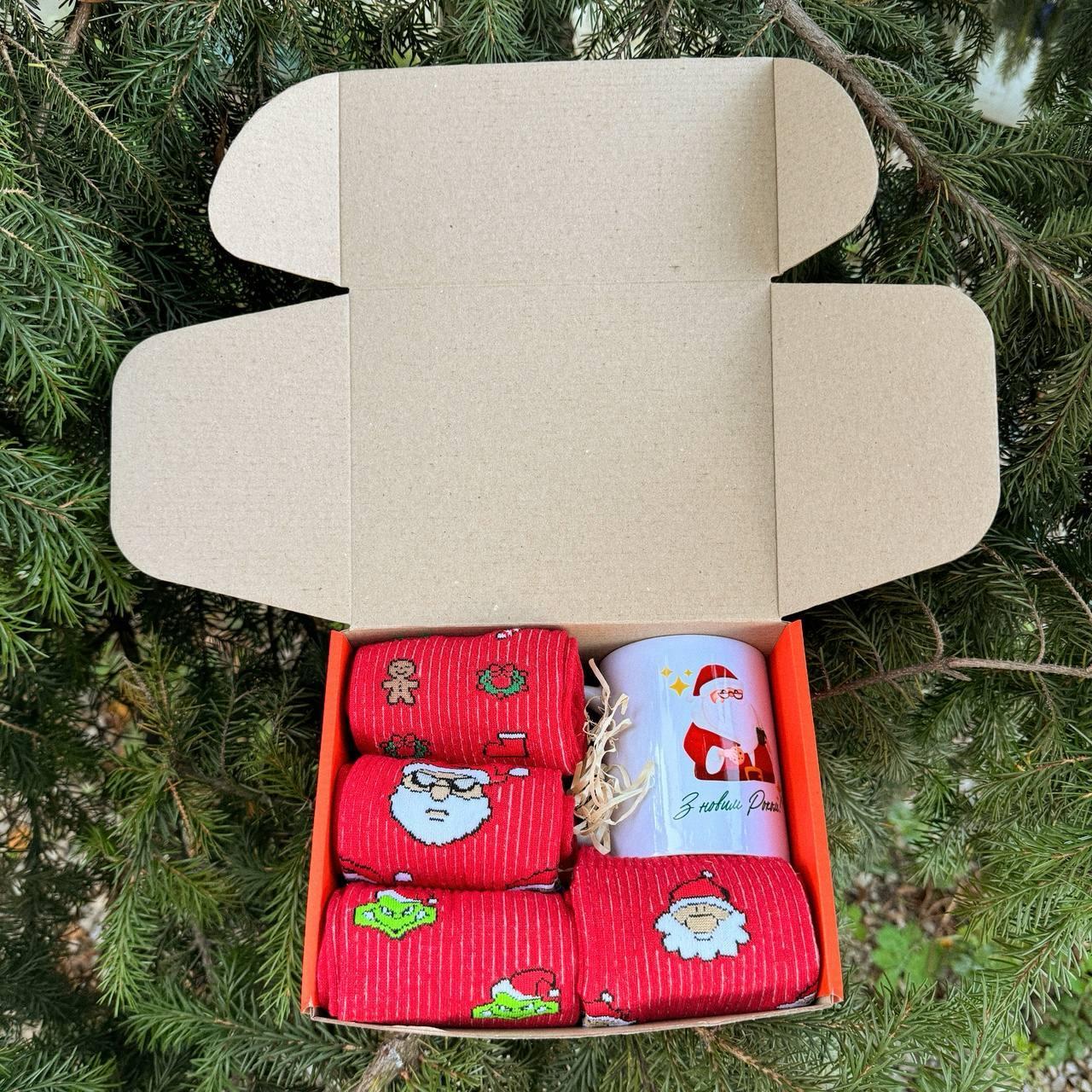 Новорічний чоловічий бокс з довгих бавовняних шкарпеток 8 пар 40-45 р керамічного кружки 330 мл для хлопця Br BAR, фото 1