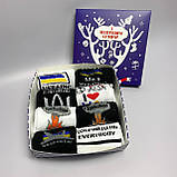 Новорічний подарунковий бокс жіночих високих чорно-білих бавовняних патріотичних шкарпеток 8 пар Br BAR, фото 6