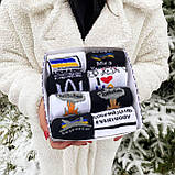 Новорічний подарунковий бокс жіночих високих чорно-білих бавовняних патріотичних шкарпеток 8 пар Br BAR, фото 8