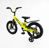 Дитячий 2-х колісний велосипед з допоміжними колесами та магнієвою рамою 16'' CORSO «REVOLT», фото 5