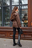 Подовжена жіноча дублянка з поясом в комплекті, фото 9