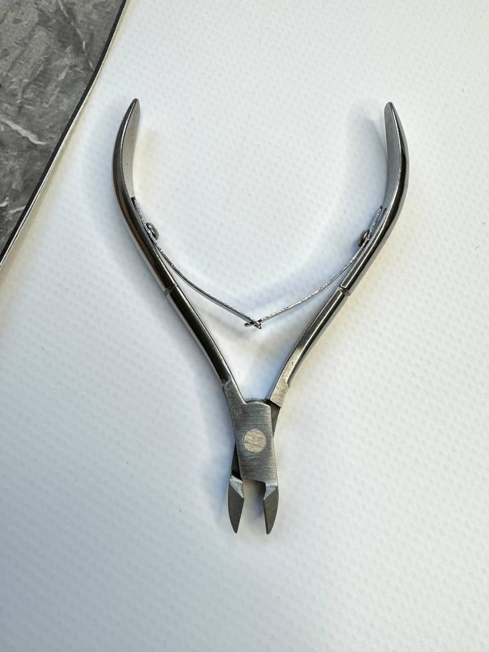 Кусачки ЕСТЕТ для манікюру