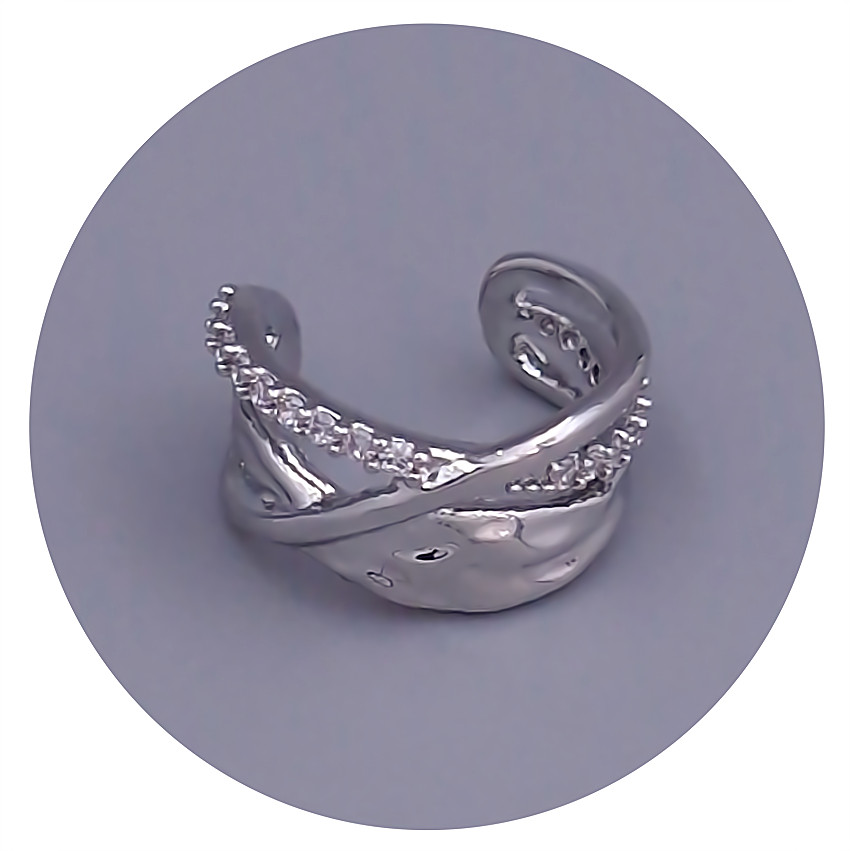 Кафи FJ. Родій. Камені: білий циркон. Довжина: 14 мм. Ширина: 7 мм.