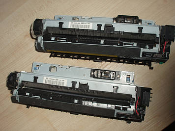 RM1-0014/Q2425-69018 Термоузол ("піч") виведення закріплення в зборі для HP LJ 4200 Б/У в робочому стані під