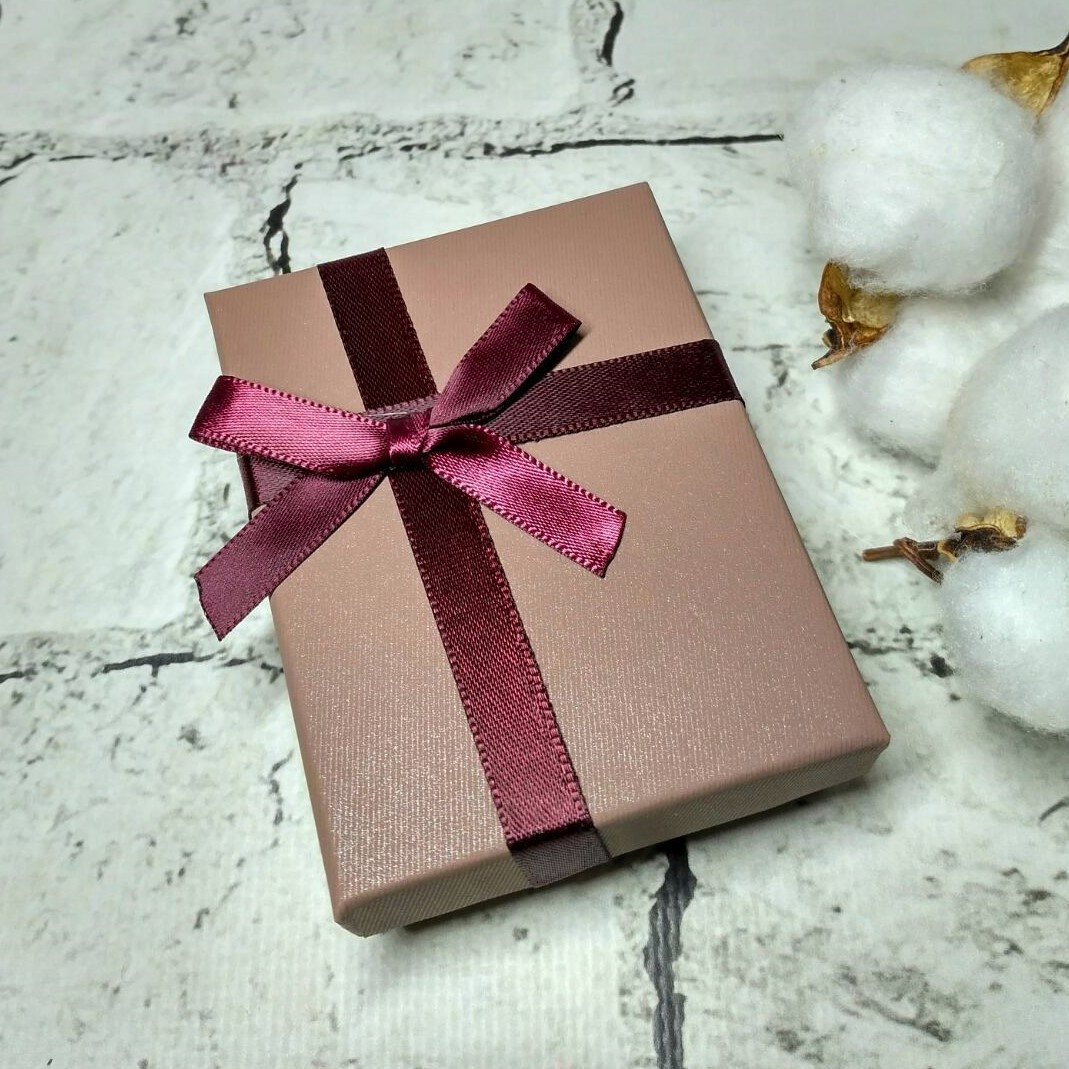 Подарункова коробка для прикрас біжутерії 9х7х2,7 см Коричнева 805-2