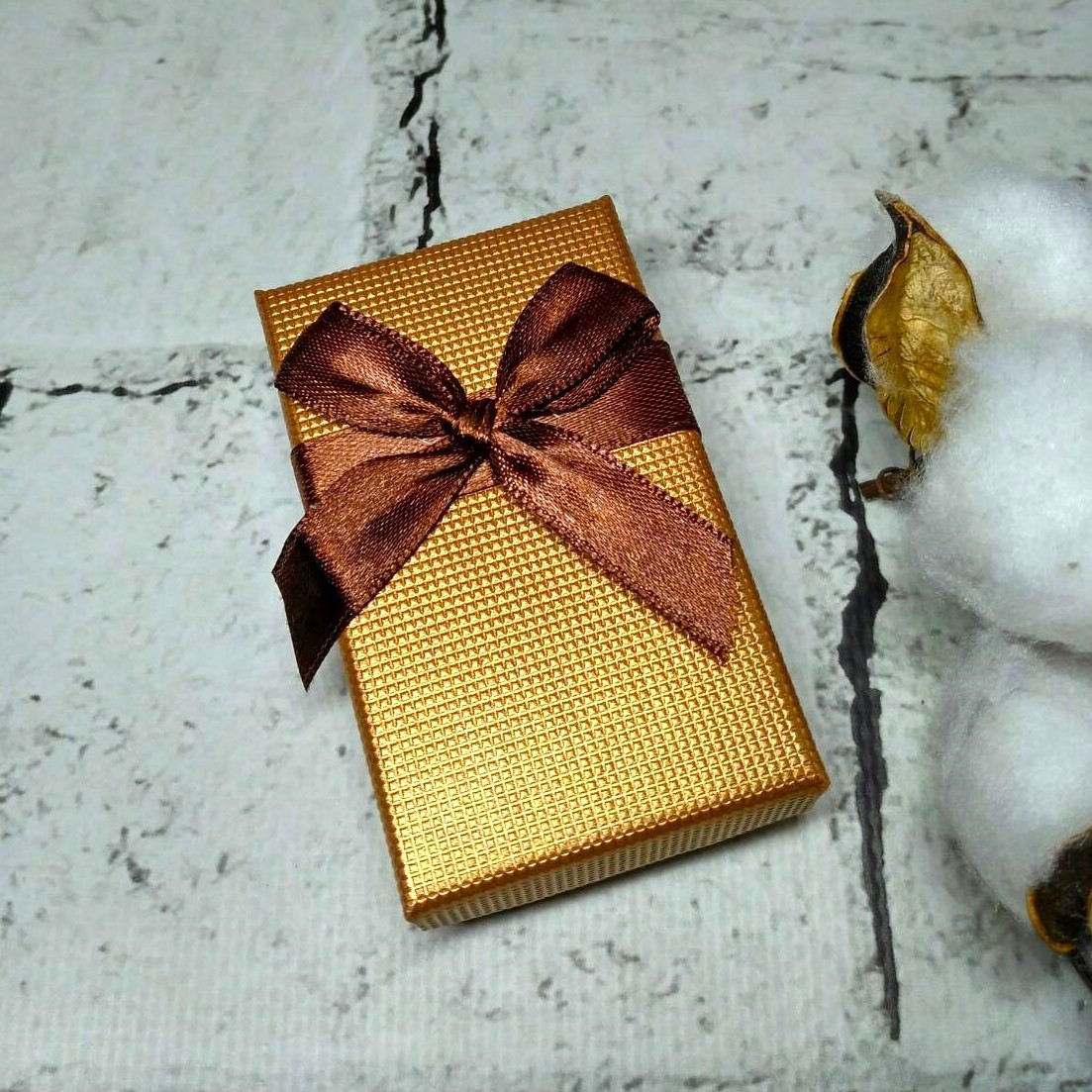 Подарункова коробочка для прикрас біжутерії 7,8х4,8х2,5 см Коричнева 23-168-1