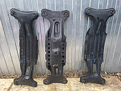 Балка задня підрамник Toyota Camry 30 Camry 40 Lexus ES300 ES330 ES350 Solara Avalon 2001-2014