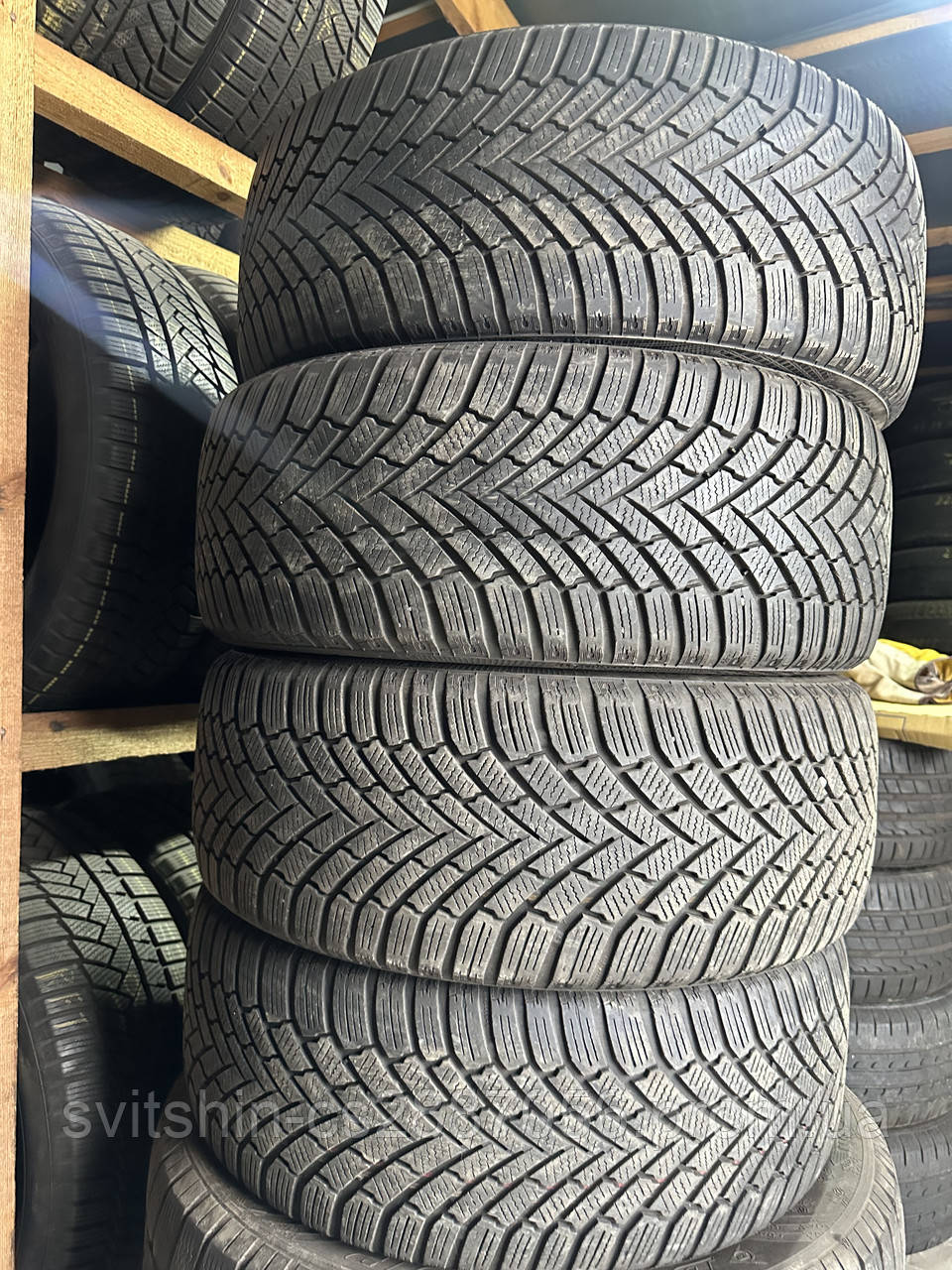 Шини зима 225/50R17 Continental Winter Contact TS860