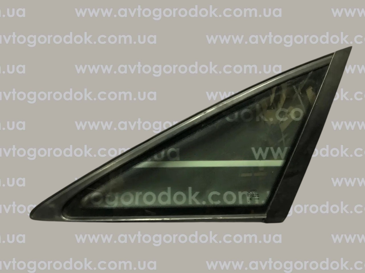 Скло кузовне глухе заднє праве Audi A6 C6