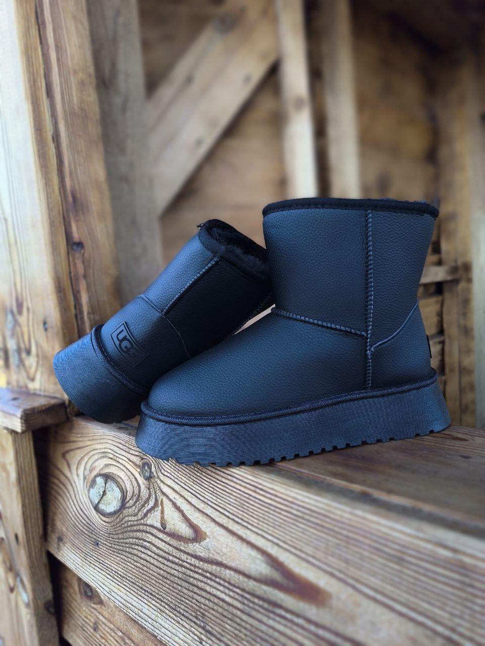 UGG ЧОРНІ Уги на високій підошві екошкіра середні напівчоботи черевики з лейбл UGG зимова жіночі