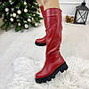 Чоботи-труби жіночі шкіряні на тракторній підошві, колір червоний, фото 4
