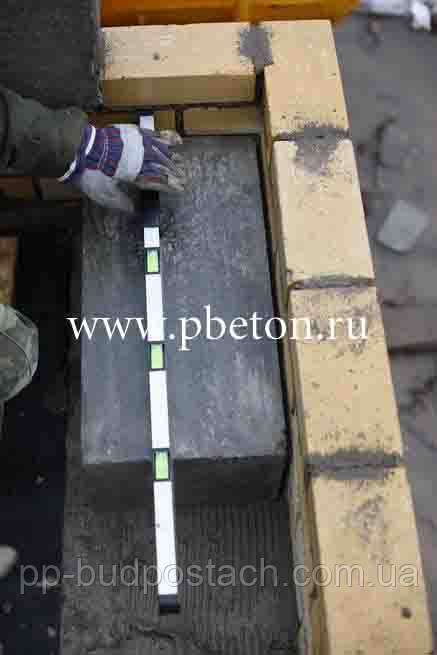 . Для зниження теплових втрат, жб перекриття необхідно утеплювати, а з метою комфортної експлуатації підлог покриття повинне мати низький показник теплозасвоєння. Чим він вище, тим холодніше буде підлогу. Високий показник теплопровідності у бетону, мармур, кахлю, а у дерева він мінімальний. Тому в житлових приміщеннях, коридорах і передпокоях в якості покриття підлоги рекомендують використовувати дерев'яна яні дошки і паркет. У місцях використання мармур, бетону та кахлю облаштовують електричні теплі підлоги. З чого будувати будинок . Для зниження теплових втрат, жб перекриття необхідно утеплювати, а з метою комфортної експлуатації підлог покриття повинне мати низький показник теплозасвоєння. Чим він вище, тим холодніше буде підлогу. Високий показник теплопровідності у бетону, мармур, кахлю, а у дерева він мінімальний. Тому в житлових приміщеннях, коридорах і передпокоях в якості покриття підлоги рекомендують використовувати дерев'яна яні дошки і паркет. У місцях використання мармур, бетону та кахлю облаштовують електричні теплі підлоги. З чого будувати будинок