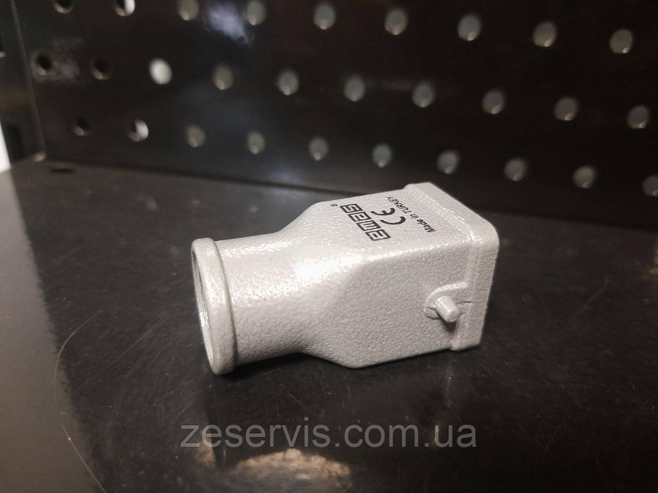 Корпус переносний з вилкою (4 контакти), EMAS