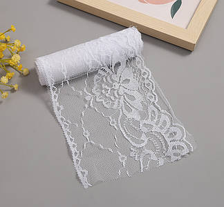 Гіпюрове мереживо / 13,5 см / Упаковка - 10 метрів / Білий з хамелеоном