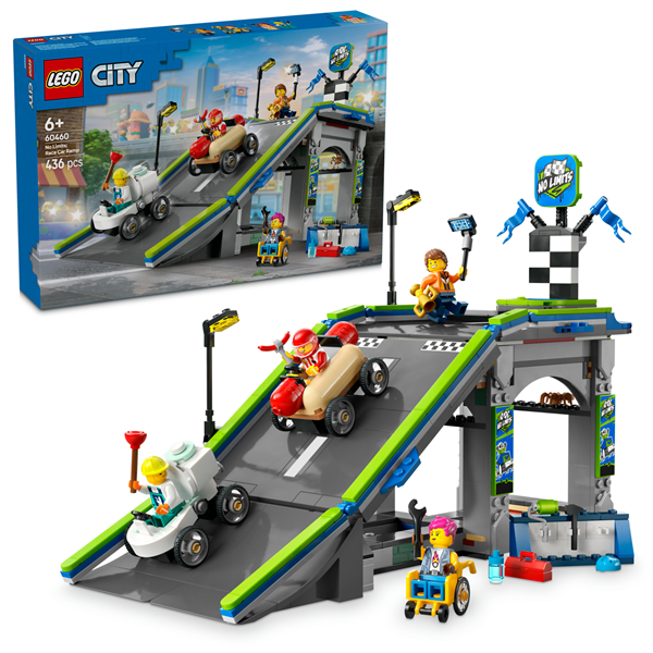 Конструктор LEGO City Жодних обмежень: Автодром для гоночних автомобілів 436 деталей