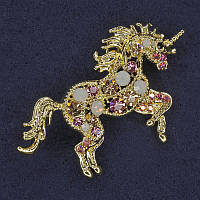Брошка Єдиноріг з стразами золотистий метал 47х35мм+- купити біжутерію дешево оптом в інтернеті