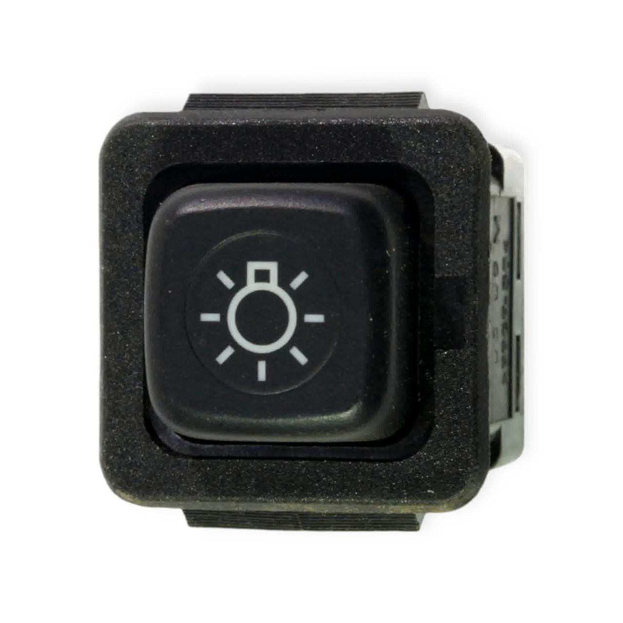 Кнопка (клавіша) габаритів 2108 низька панель, Таврія, Москвич 2141 (9 контактів, квадрат) АВАР, фото 1