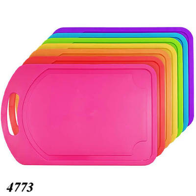 Дошка для нарізання пластикова 18х28 см