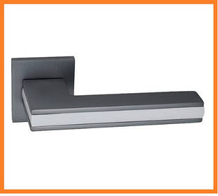 Дверна ручка GENRICH R77.220 MCP / WH матовий хром/білий