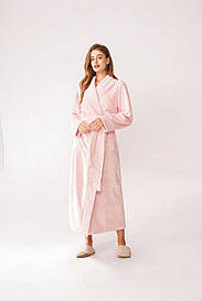 Зручний жіночий довгий теплий махровий халат для дому сауни лазні колір рожевий розмір M