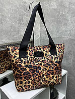Жіноча велика сумка стьобана містка стильна леопардова плащівка