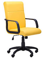 Офісне комп'ютерне стильне крісло Фаворит для керівника, співробітника на механізмі tilt для роботи AMF