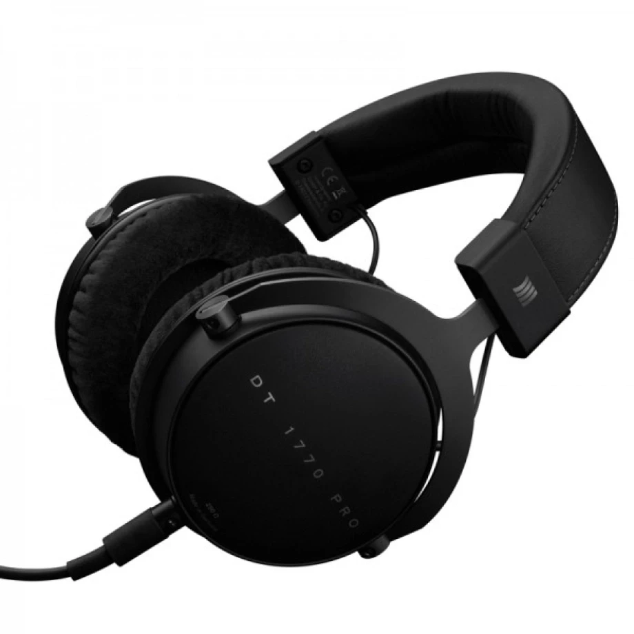 Beyerdynamic DT 1770 PRO 250 Ohm Студійні навушники