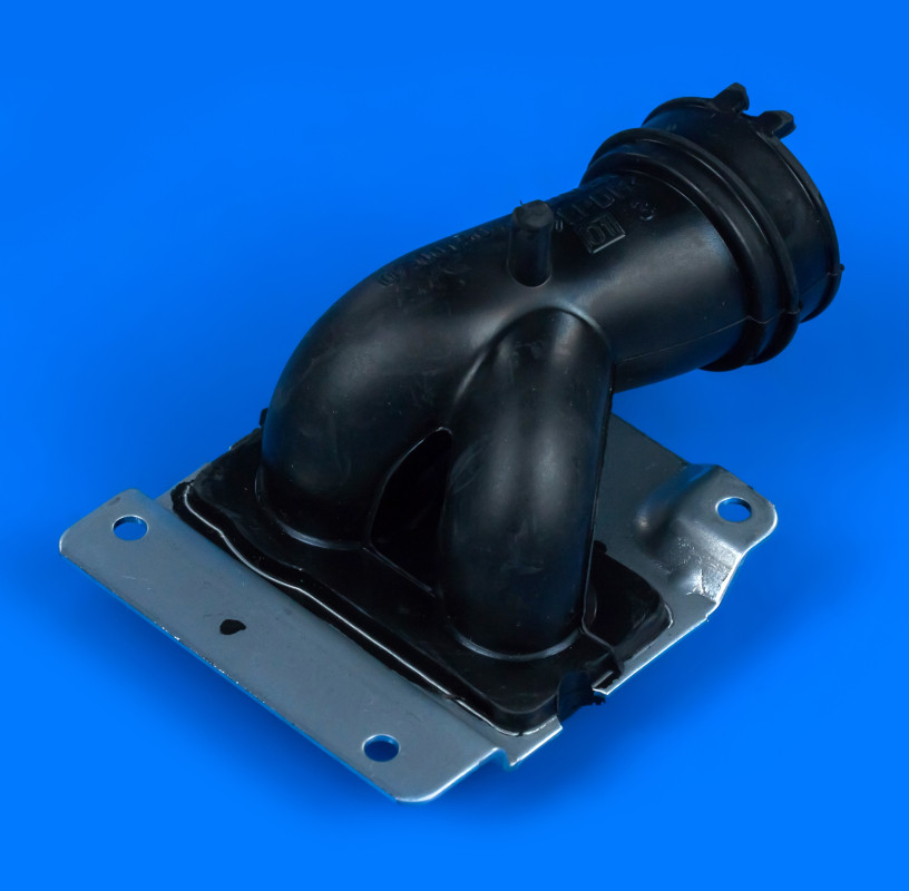 Патрубок зливний від нижнього піддона до ТЕНу Indesit C00257324 для посудомийної машини, фото 1