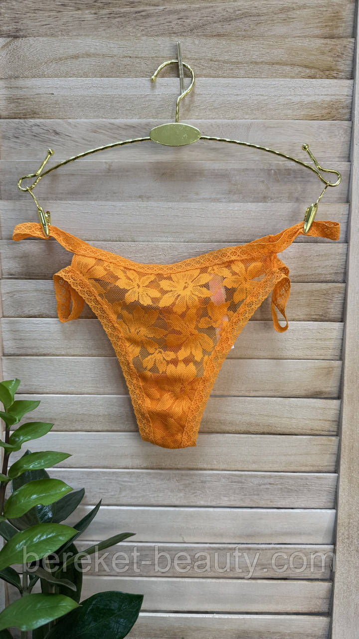 Трусики Victoria's Secret Thong Panty, S 667558142165