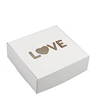 Коробка 150х150х50 для десертів "LOVE" з вікном, біла