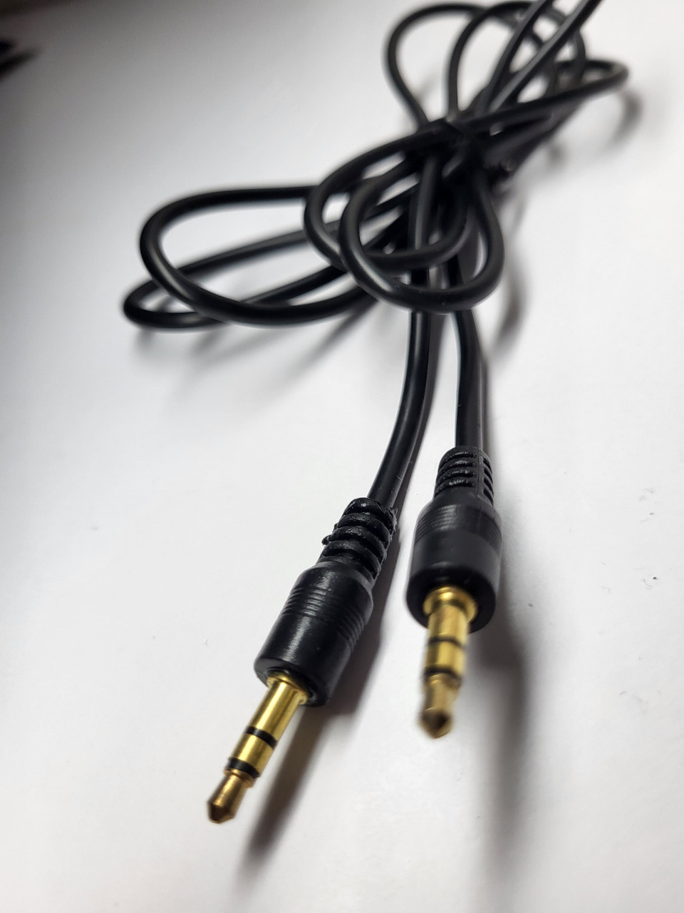 Аудіокабель AUX Jack 3.5 мм – Jack 3.5 мм | 1,5 м, універсальний, для авто, колонок, навушників