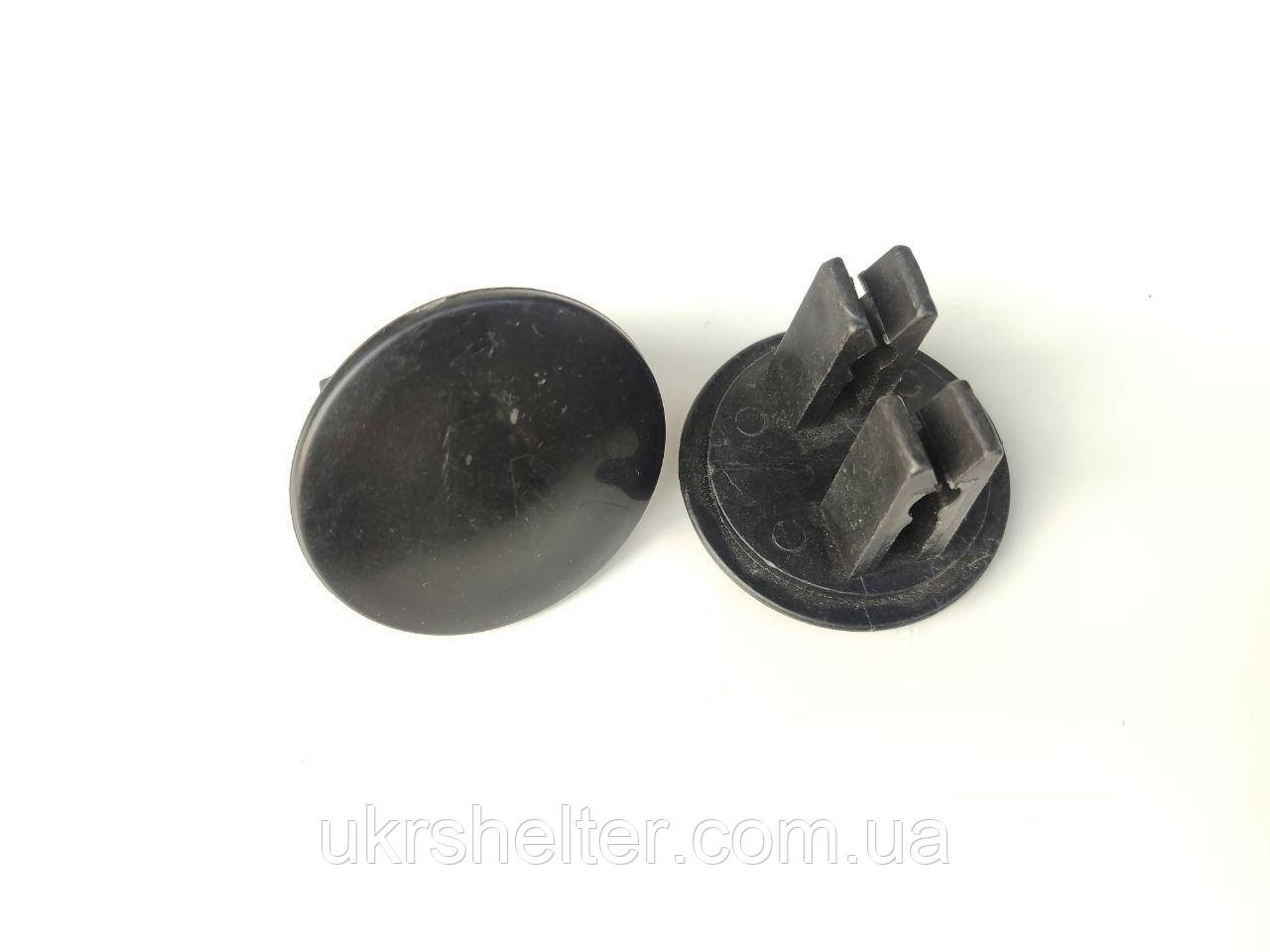 Декоративна пластикова вставка у з'єднувач для труб (АП-19)