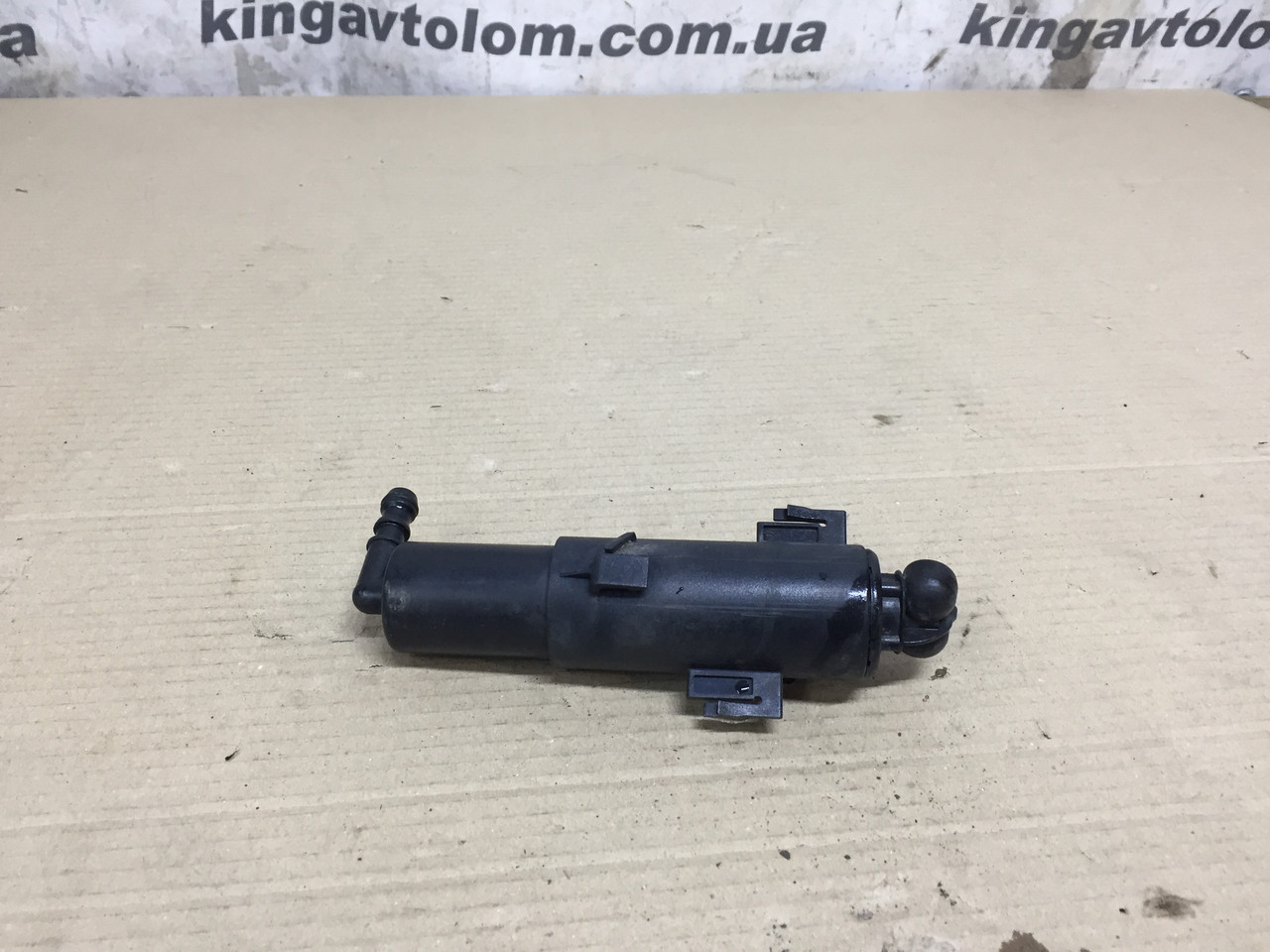 Форсунка омивача фар Audi A4 B8 8K0955101