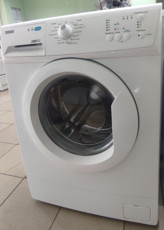 Пральна машина Zanussi ZWSE680V Б/В