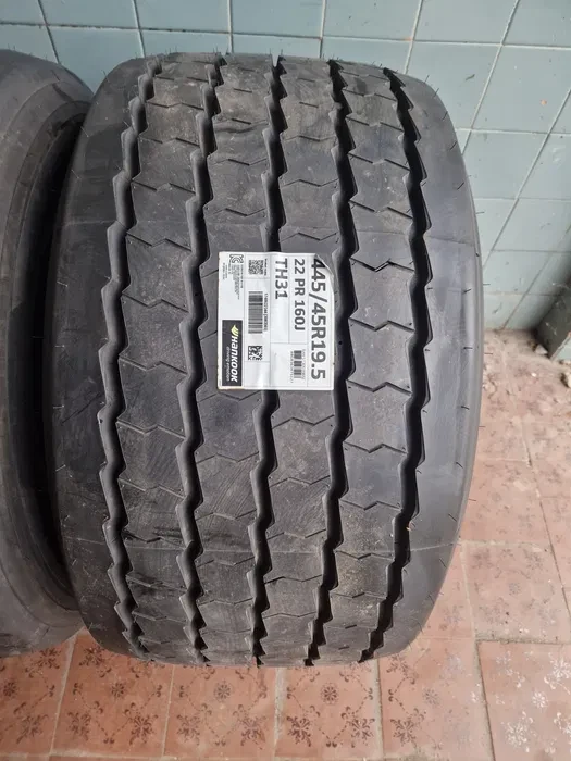 Шина 445/45 R19.5 HANKOOK TH31 22PR 160J