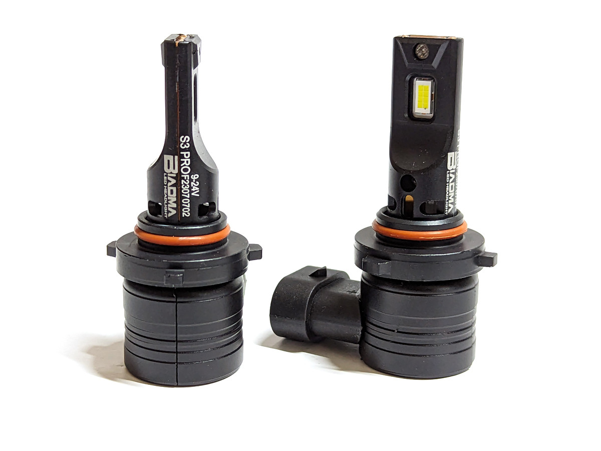 Комплект LED ламп S3 PRO HB3 (9005) 9-24 V 30 W chip 7035 CREE 6000 K радіатор із вентилятором, автоматичний