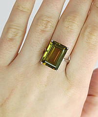 Каблучка срібна з султанітом 19 розмір Т2070-б