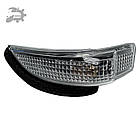 Повторювач поворота дзеркала правий Авенсіс Тойота 81730-52100 8173052100