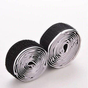 На метраж ЧОРНА КЛЕЄВА липучка 2 см (відріз кратно 1 м.)