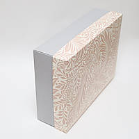 Подарункова коробочка з картону 330*230*100