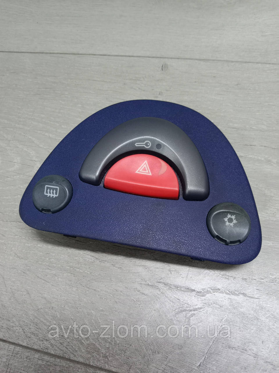Кнопка аварійки, кондиціонер Smart Fortwo 450, Смарт 450. Синій корпус. MCCV013., фото 1