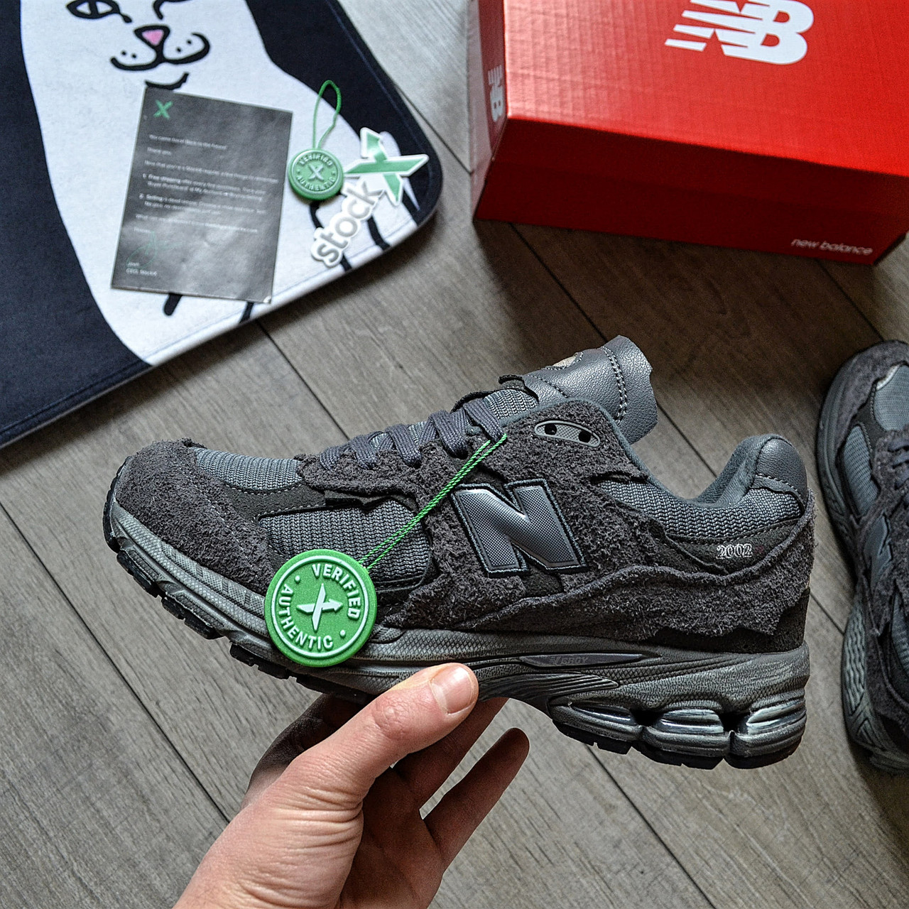 Чоловічі кросівки New Balance 2002R Protection Pack 'Phantom' замша весна-осінь. Живе фото, фото 1