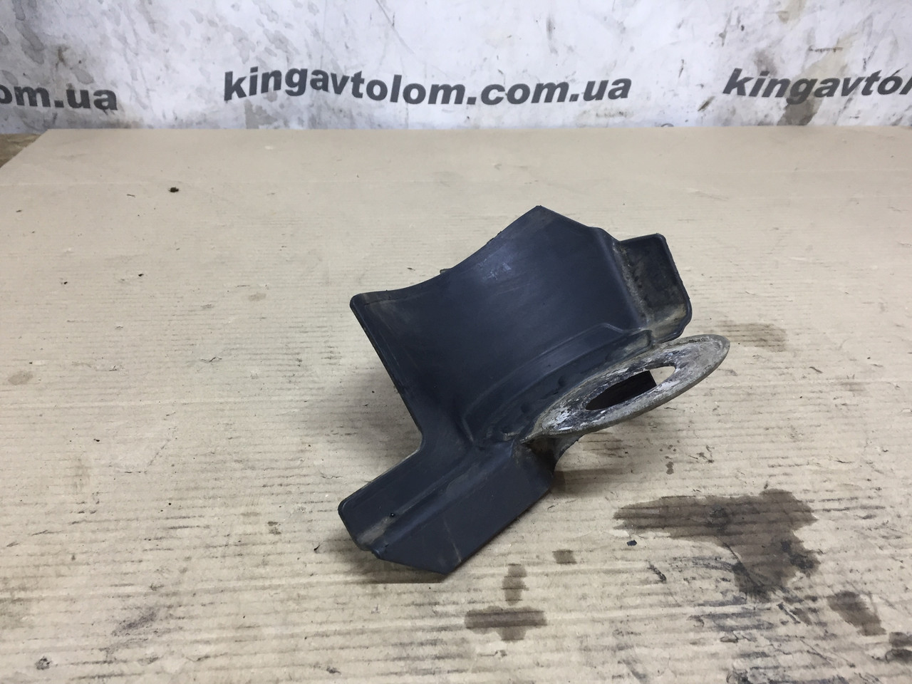 Захист під ліву пружину Audi A4 B8 8K0511539E