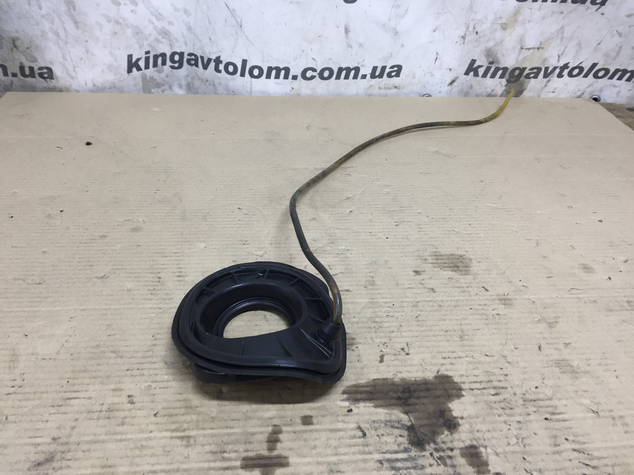 Гумова горловина бака Audi A4 B8 8K0809933D