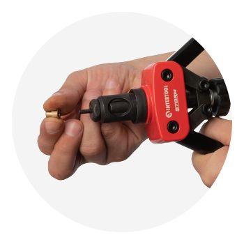Пистолет заклепочный для резьбовых заклепок STORM INTERTOOL RT-0020 Пистолет заклепочный для резьбовых заклепок STORM INTERTOOL RT-0020