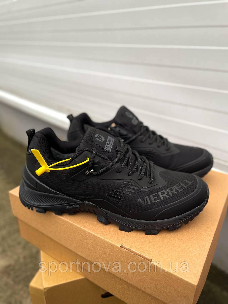 Чоловічі кросівки зима з хутром Merrell ТЕРМО водовідштовхувальна тканина чорні р. 41-46, фото 1